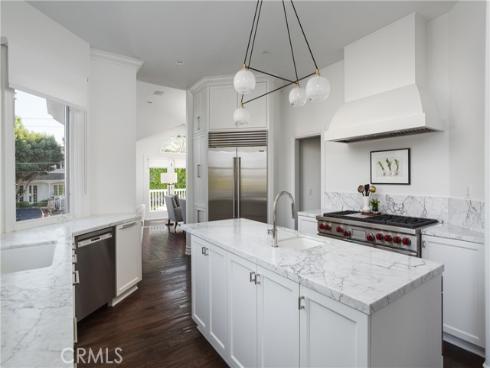 212  Kings Pl  , Newport Beach, CA