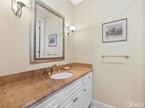 521  Via Lido Nord  , Newport Beach, CA