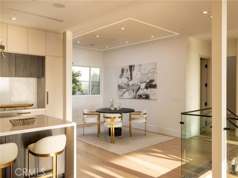 4 Narbonne , Newport Beach, CA