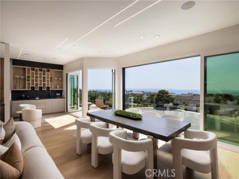 4 Narbonne , Newport Beach, CA