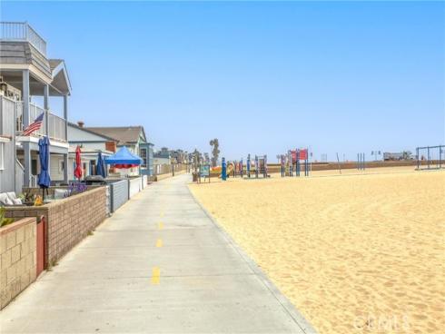 1408 W Oceanfront  , Newport Beach, CA