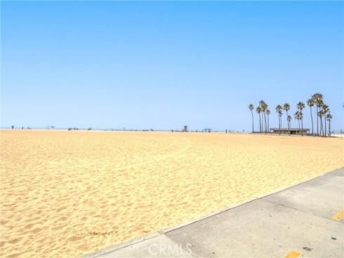 1408 W Oceanfront  , Newport Beach, CA