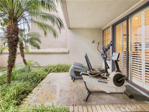 1  Sea Cove Lane  , Newport Beach, CA