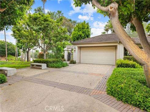 1  Sea Cove Lane  , Newport Beach, CA