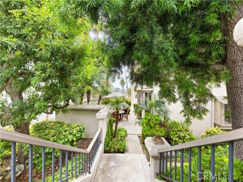 1  Sea Cove Lane  , Newport Beach, CA