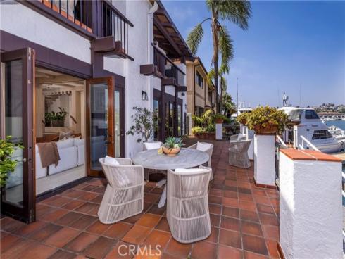 47  Linda Isle  , Newport Beach, CA