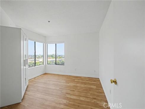 280  Cagney Lane  207 , Newport Beach, CA