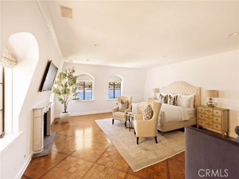2116 E Balboa   Boulevard, Newport Beach, CA
