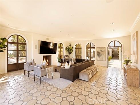 2116 E Balboa   Boulevard, Newport Beach, CA