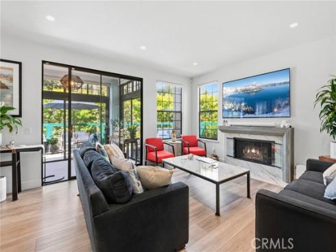 51  Seabrook Cove  , Newport Beach, CA