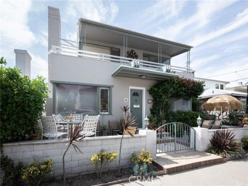 327  Onyx  , Newport Beach, CA