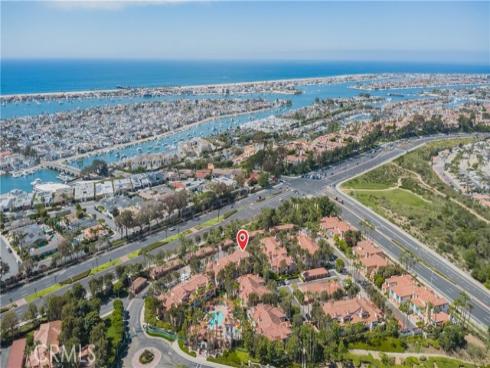 46 Villa Point , Newport Beach, CA