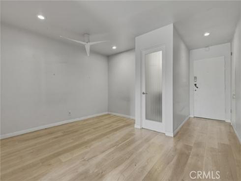 101  Scholz  225 , Newport Beach, CA