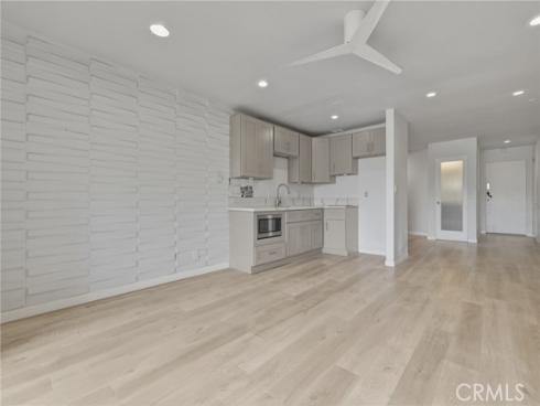 101  Scholz  225 , Newport Beach, CA