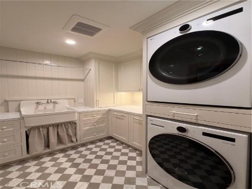 1961  Port Cardigan   Place, Newport Beach, CA