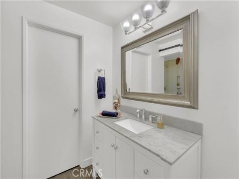 358 Villa Point , Newport Beach, CA