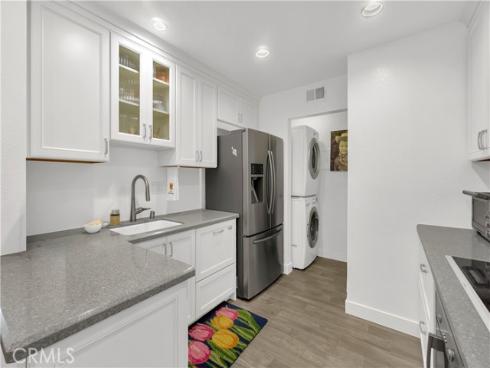 358 Villa Point , Newport Beach, CA