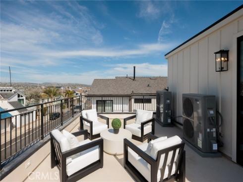 1123 E Balboa , Newport Beach, CA