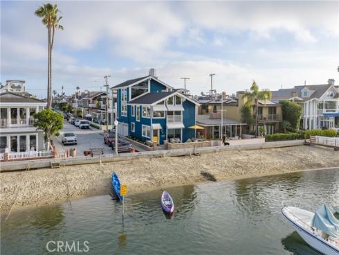 1011 N Bay Front  , Newport Beach, CA