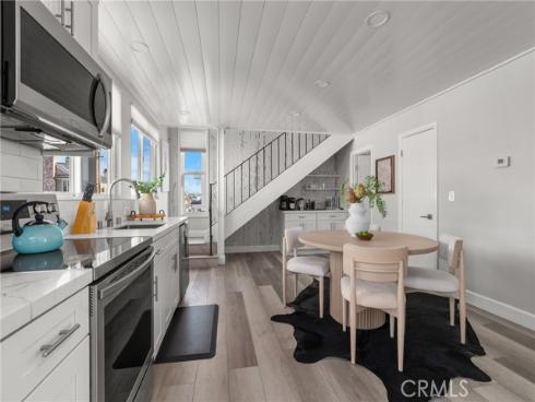 1011 N Bay Front  , Newport Beach, CA