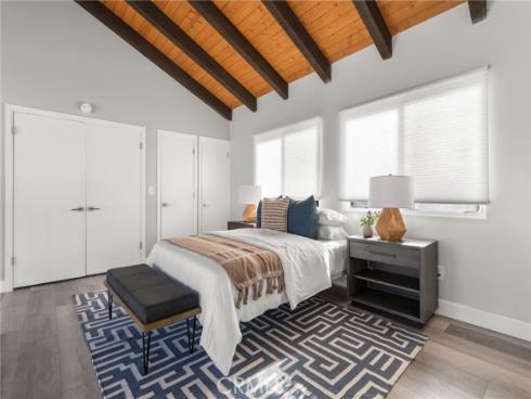 1011 N Bay Front  , Newport Beach, CA