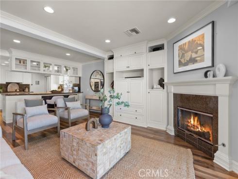 1011 N Bay Front  , Newport Beach, CA