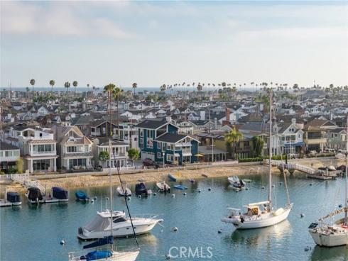 1011 N Bay Front  , Newport Beach, CA