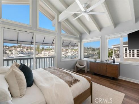 1011 N Bay Front  , Newport Beach, CA