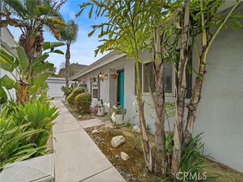 2528  University   Drive, Newport Beach, CA