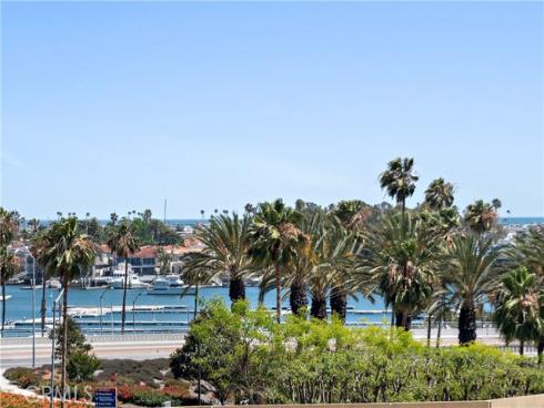 280  Cagney  211  Lane, Newport Beach, CA