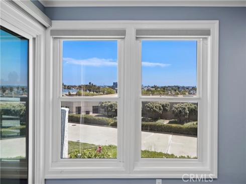 280  Cagney  211  Lane, Newport Beach, CA