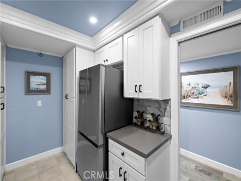 280  Cagney  211  Lane, Newport Beach, CA