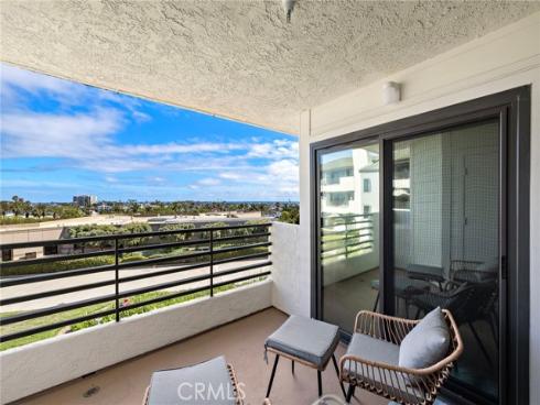 280  Cagney  211  Lane, Newport Beach, CA
