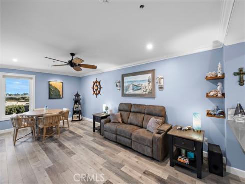 280  Cagney  211  Lane, Newport Beach, CA