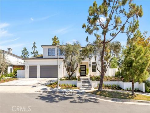 6  Pinehurst Ln  , Newport Beach, CA