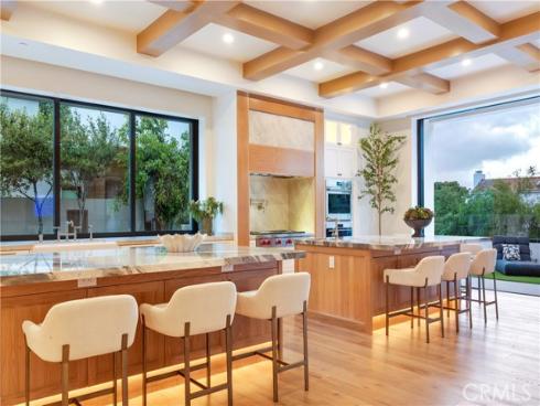 6  Pinehurst Ln  , Newport Beach, CA
