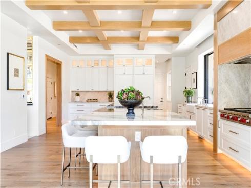 6  Pinehurst Ln  , Newport Beach, CA