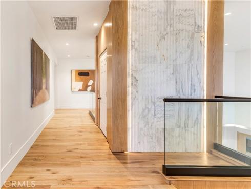 6  Pinehurst Ln  , Newport Beach, CA