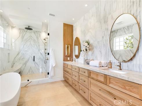 6  Pinehurst Ln  , Newport Beach, CA