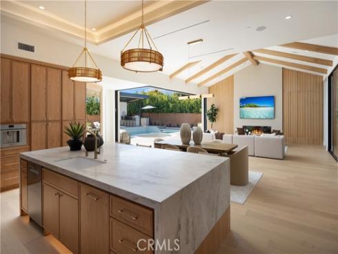 1453  Galaxy Dr  , Newport Beach, CA