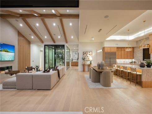 1453  Galaxy Dr  , Newport Beach, CA