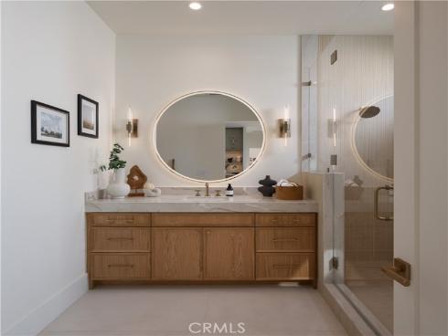 1453  Galaxy Dr  , Newport Beach, CA