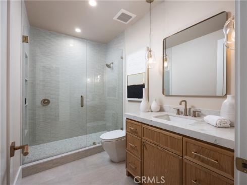 1453  Galaxy Dr  , Newport Beach, CA