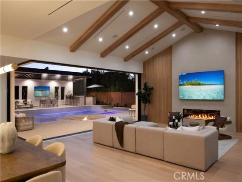 1453  Galaxy Dr  , Newport Beach, CA