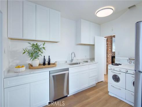 1407 N Bay Front  , Newport Beach, CA