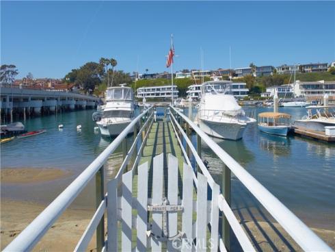 1407 N Bay Front  , Newport Beach, CA