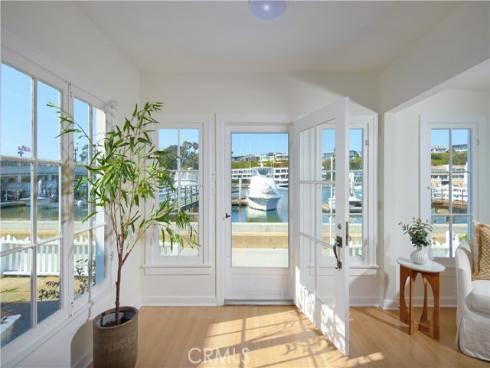1407 N Bay Front  , Newport Beach, CA
