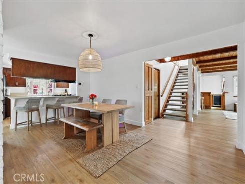 2284  Redlands  , Newport Beach, CA