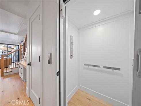 123  44th   Street, Newport Beach, CA