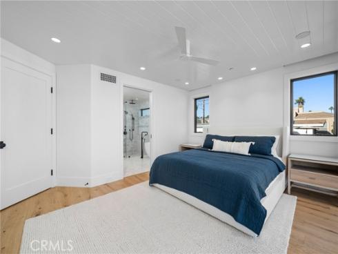 123  44th   Street, Newport Beach, CA